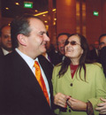 Φωτογραφία απ' τη συνάντηση της κα. Μπερνιδάκη-Άλντους με τον κ. Καραμανλή
